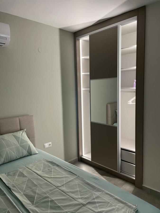 Asterias Apartman Néa Péramos Kültér fotó